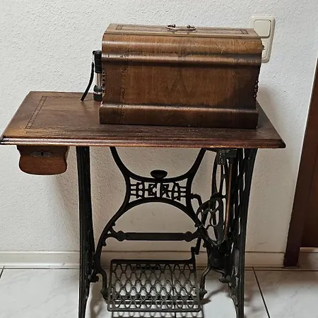 Schoene Zimmer Am Langenselbolder Dreieck A 45 A 66 Neuberg Exterior foto